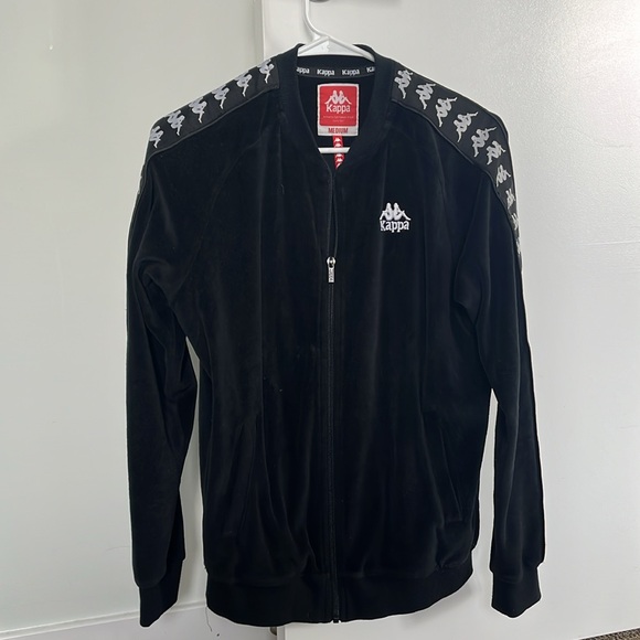 Size M Kappa zip up - Picture 3 of 3